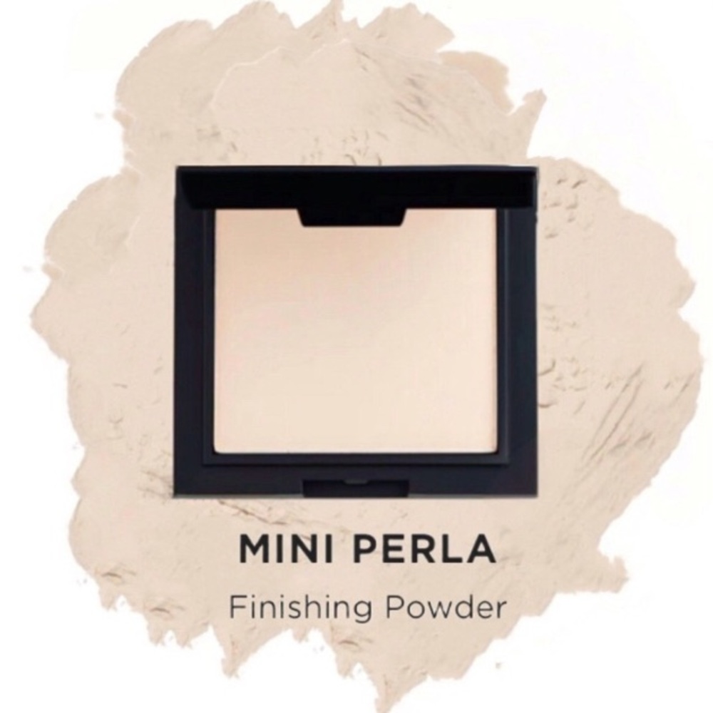 🔴 3/$15! REINA REBELDE Pressed Finishing Powder MINI in PERLA (Fair) 2.8g *NEW